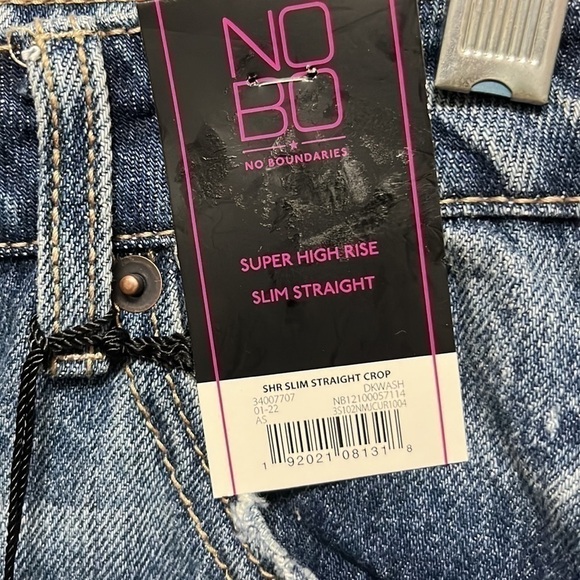 𝅺NO Boundaries- super high rise slim straight cropped jeans - Picture 2 of 5
